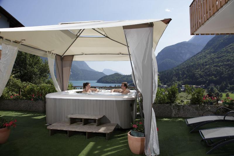 Hotel Olympia Molveno Exterior foto