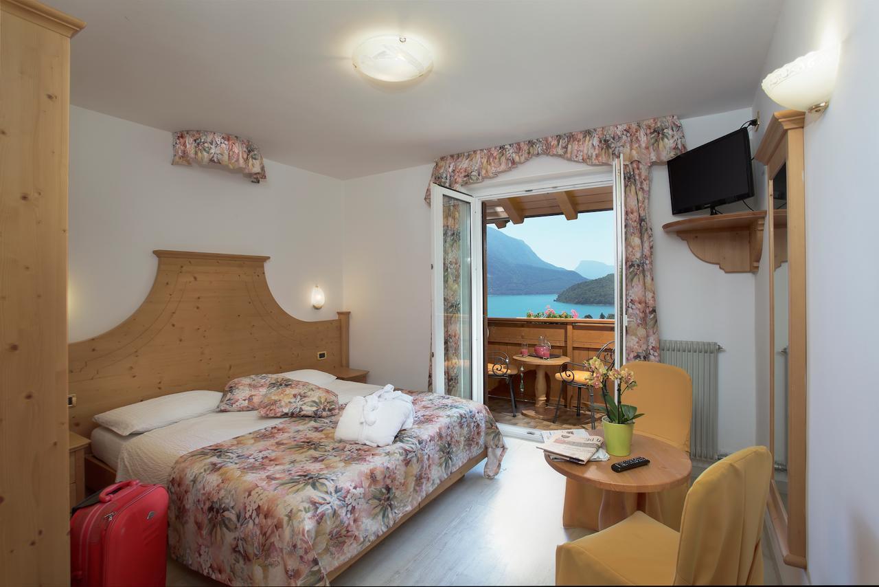 Hotel Olympia Molveno Exterior foto